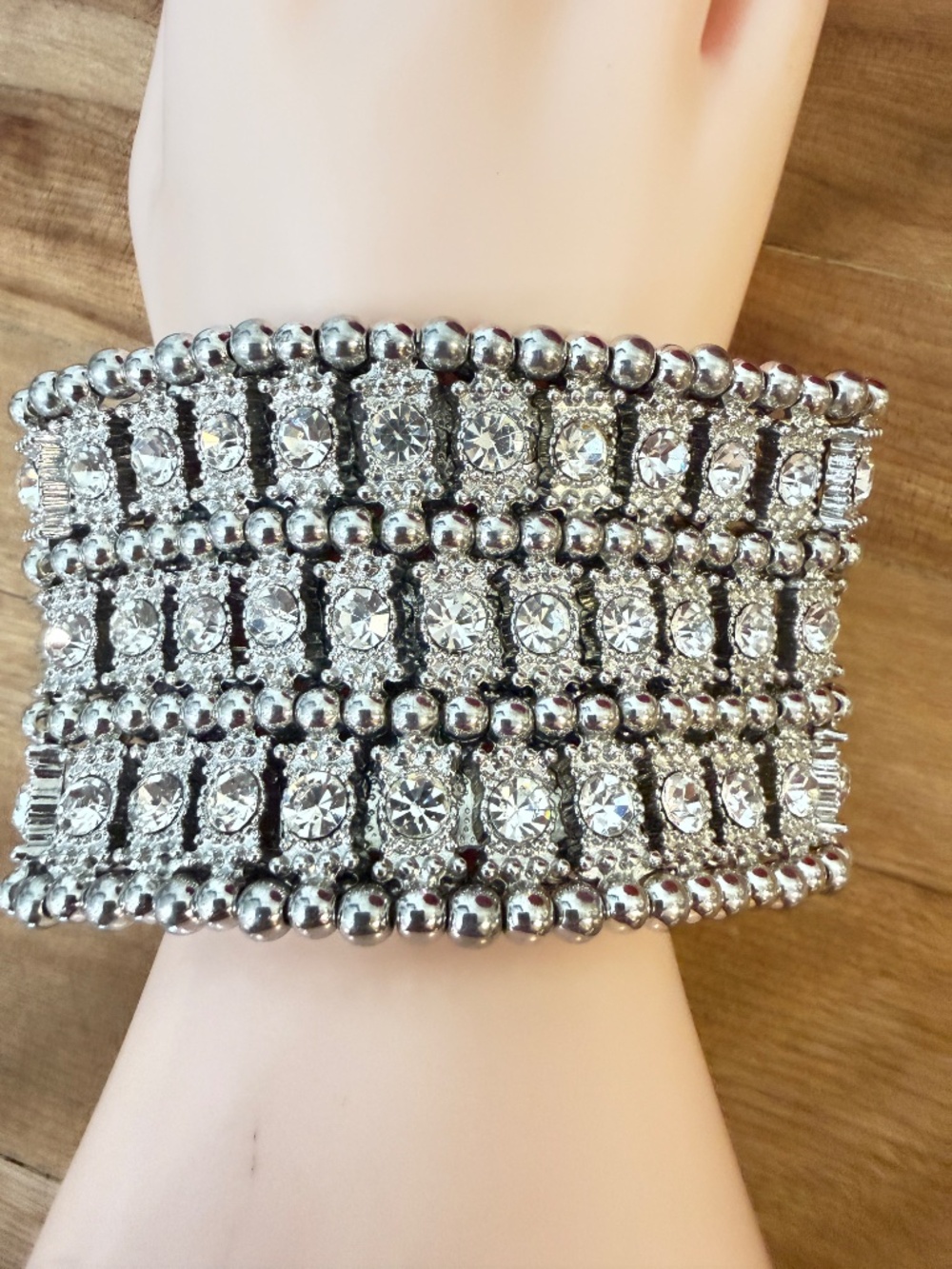 Chicos Blingy Sparkling Cleopatra Stretch Bracelet Ostentacious Egyptian Revival - Picture 3 of 7